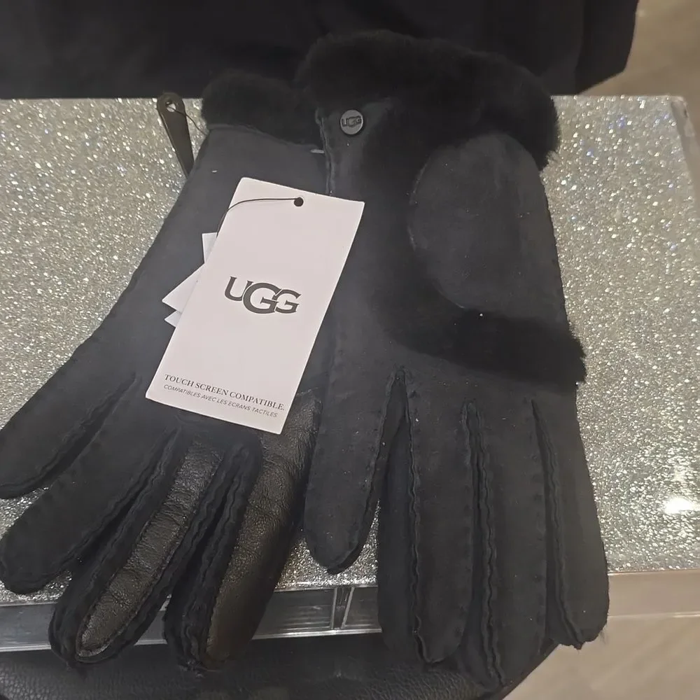 Ugg Sheepskin Exposed‎ Seam Glove- Black
